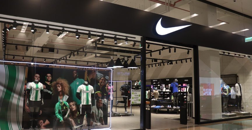 gradualmente Frontera creciendo Tu tienda Nike en El Tesoro - El Tesoro Parque Comercial