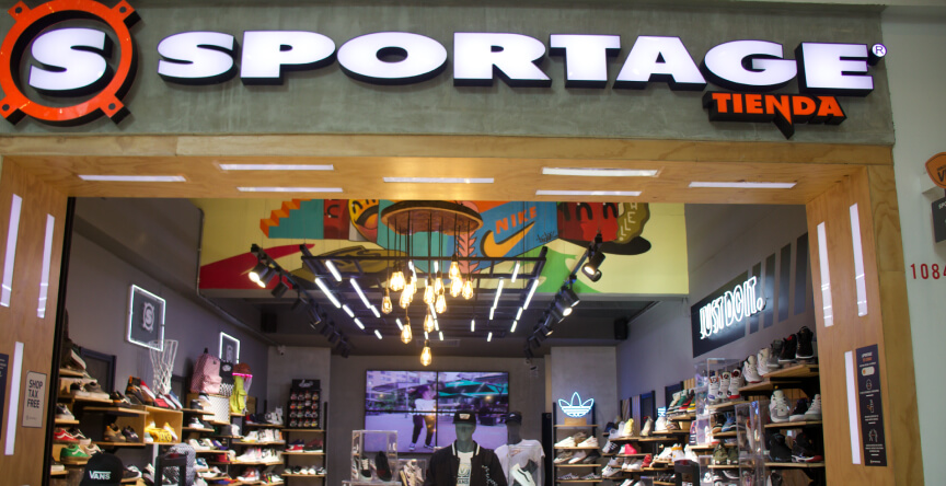 Adidas el deals tesoro medellin horario